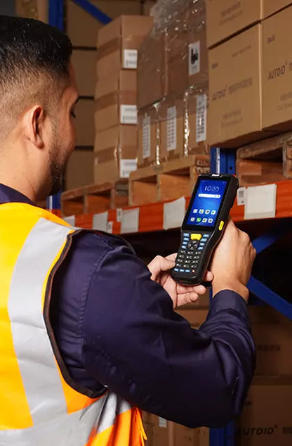 Seuic AUTOID Q7S / Cold / Grip Handheld Acquisition Terminal PDA Android GPS